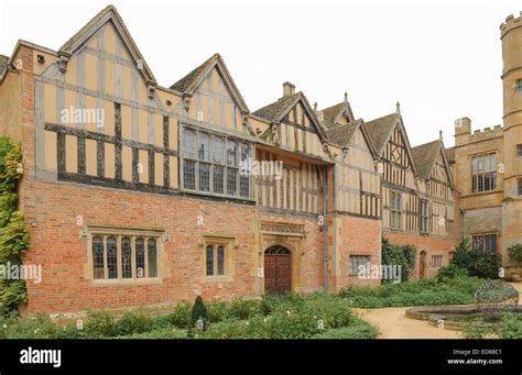 tudor house corridor|tudor country house warwickshire.